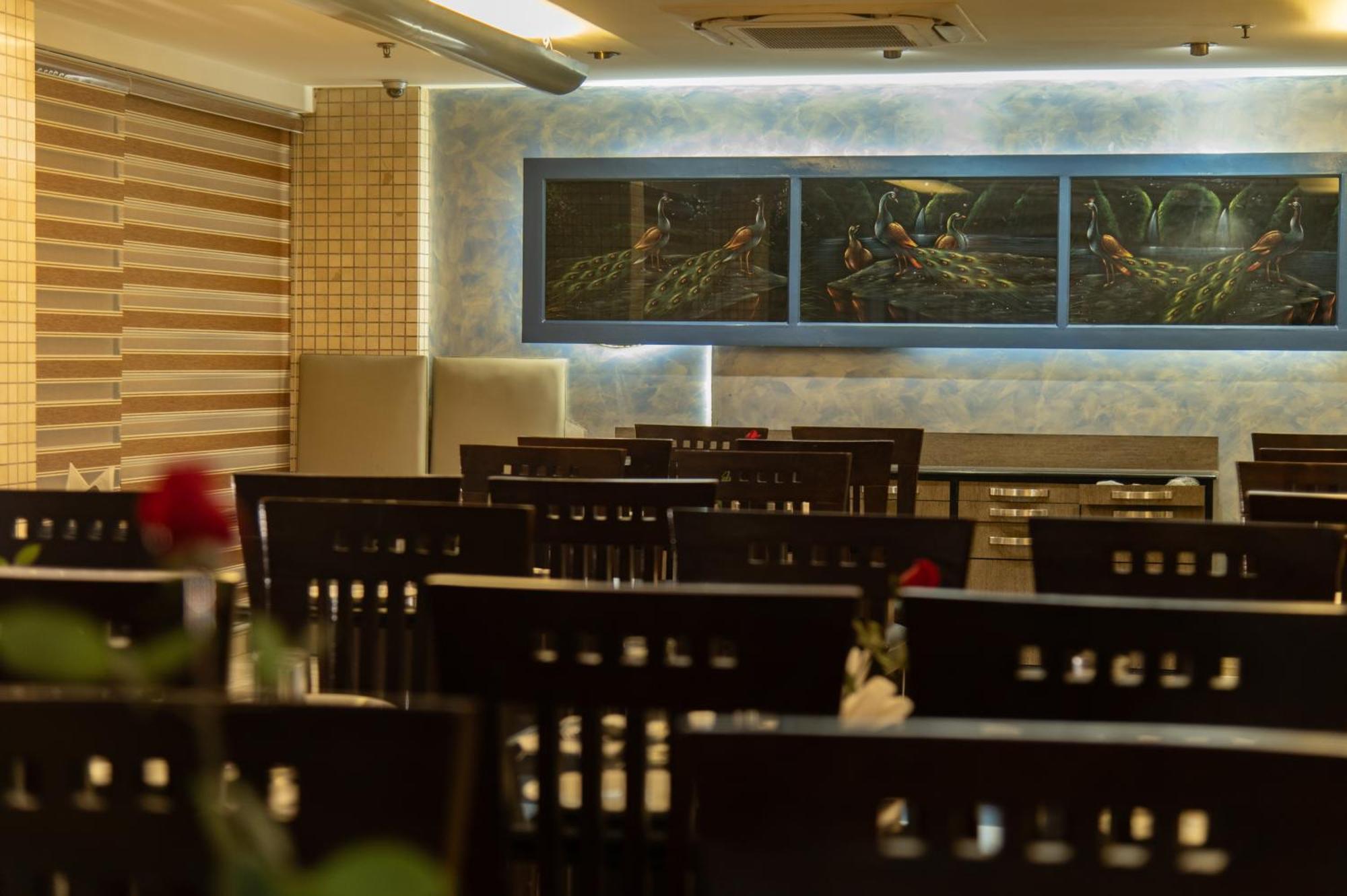Mayur Hotel Ню Делхи Екстериор снимка