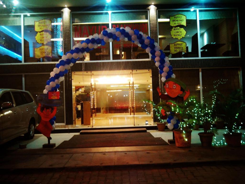 Mayur Hotel Ню Делхи Екстериор снимка